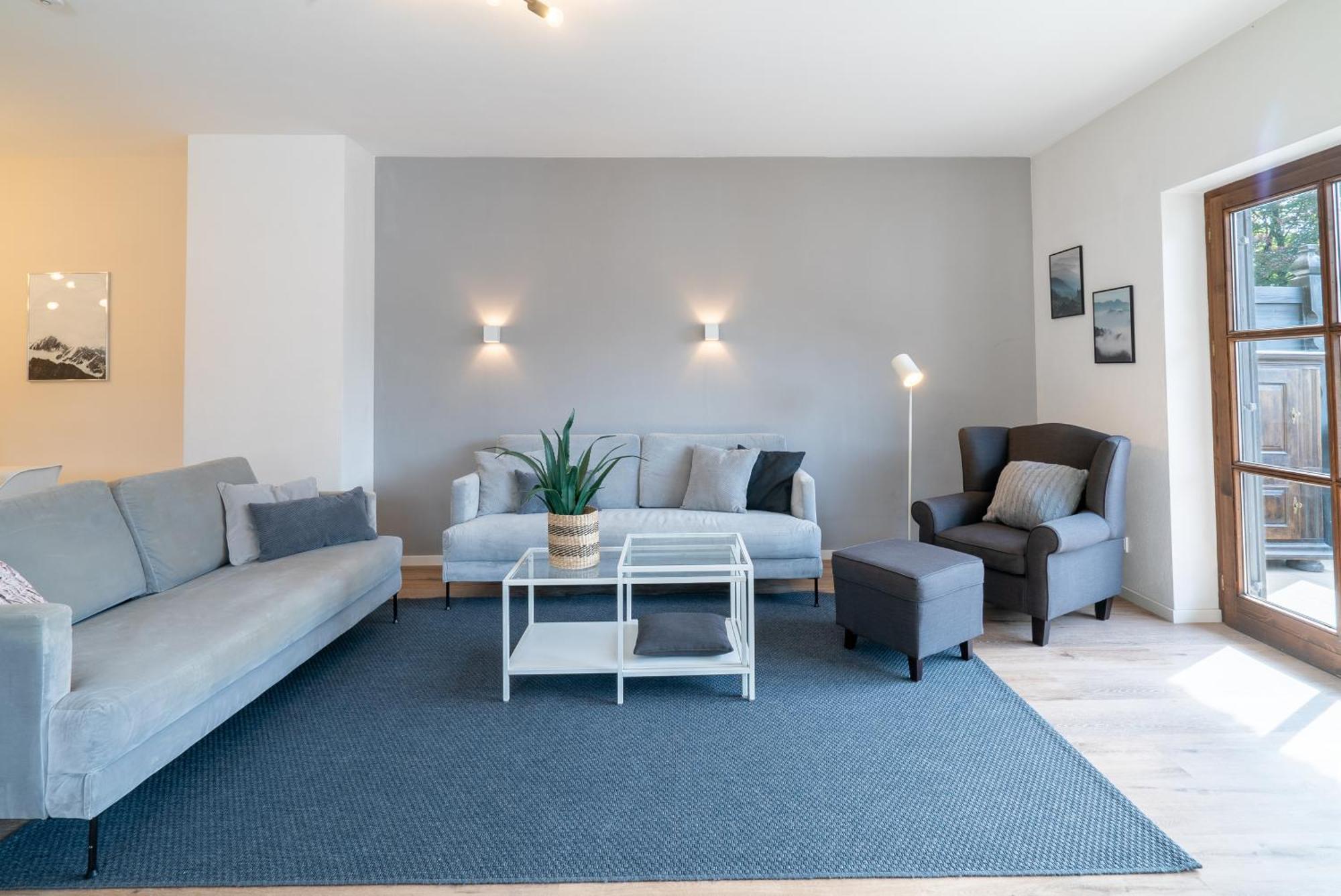 3-zimmer-rueckzugsort Mit Panoramabalkon In Bestlage