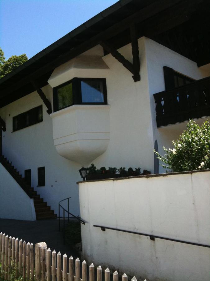 Apartment 3-zimmer-rueckzugsort Mit Panoramabalkon In Bestlage *